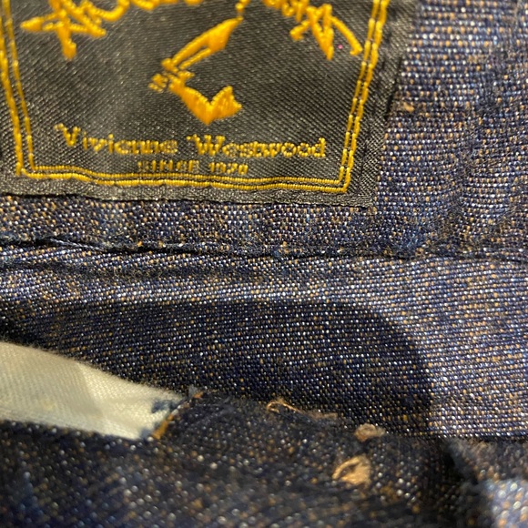 VINTAGE ANGLOMANIA VIVIENNE WESTWOOD dark denim shirt with button back detail - Picture 8 of 8